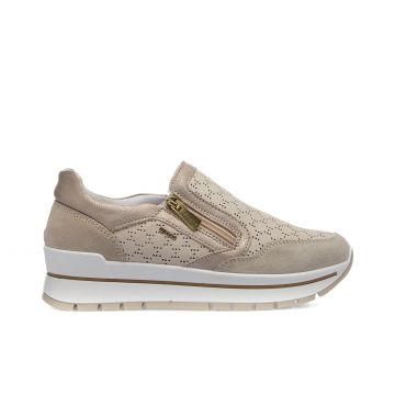Sneakers slip-on beige da donna in pelle con suola platform