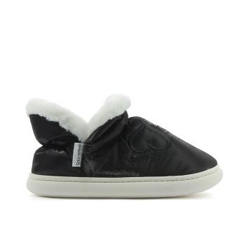 Pantofole nere con interno in peluche