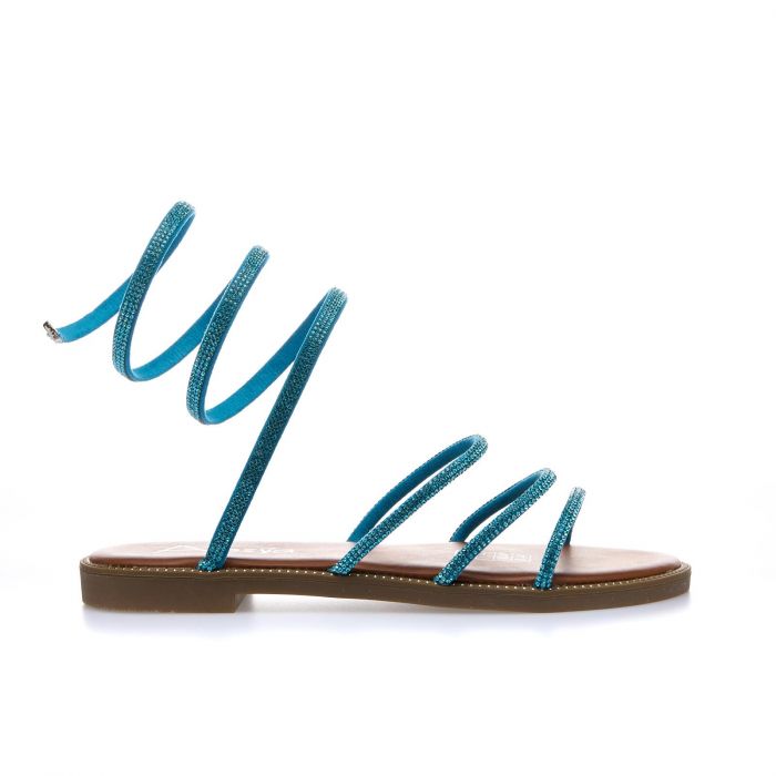 Sandali azzurri bassi con cinturino a spirale con strass