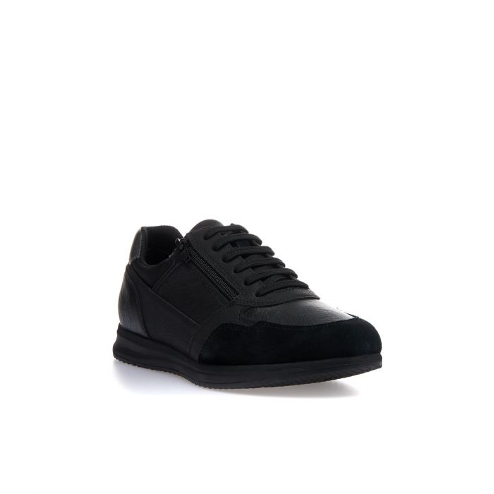 Sneakers nere con lacci e zip