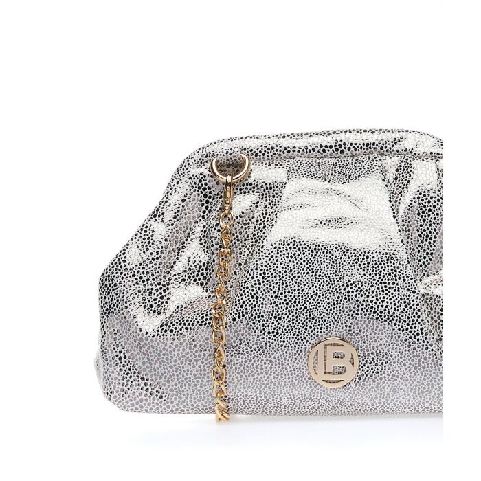 Pochette argento morbida con tracollina