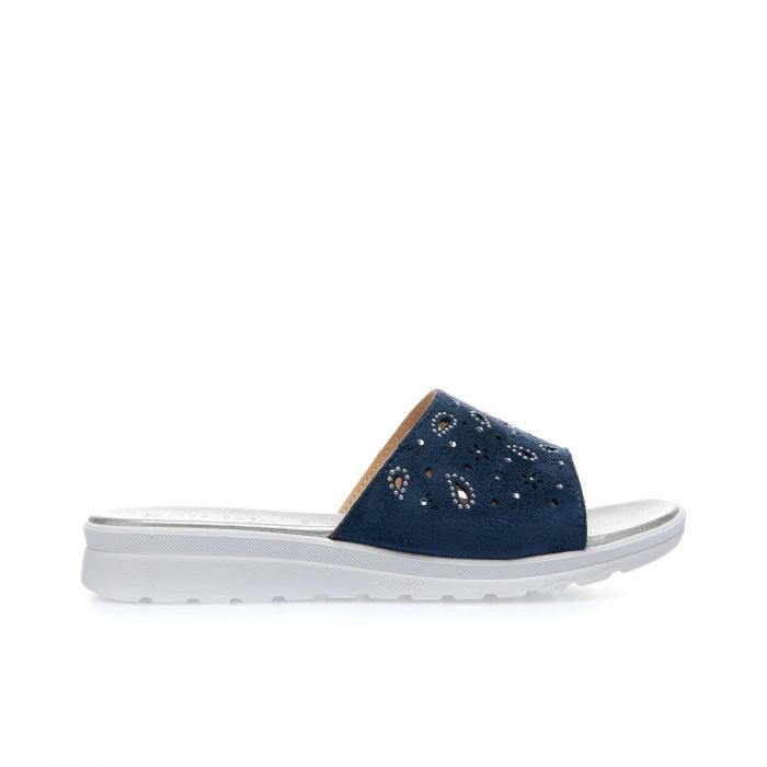 Ciabatte casual blu con laserature e borchiette