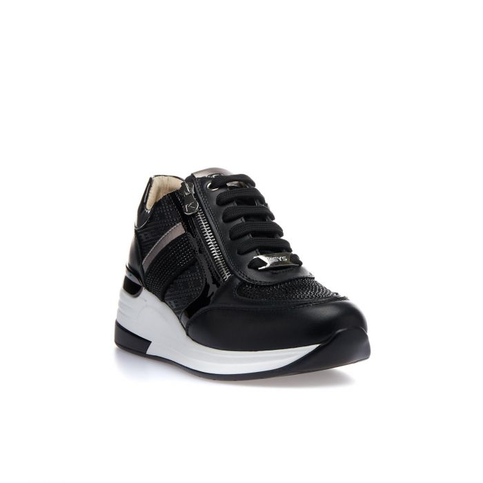 Sneakers nere con zeppa e strass