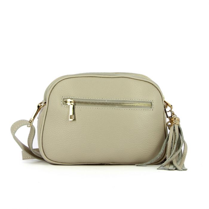 Borsa beige in pelle con tracolla removibile e zip con ciondolo
