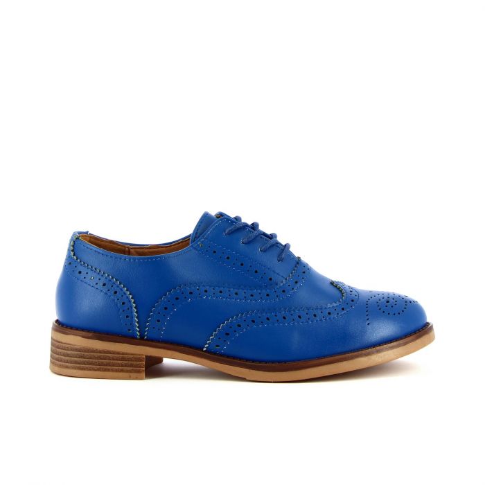 Scarpe stringate blu con lavorazione coda di rondine