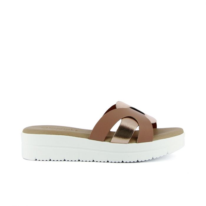 Sandali marroni con platform e dettaglio laminato